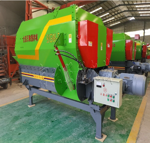 客戶(hù)反饋視頻:整根玉米桿攪拌過(guò)程